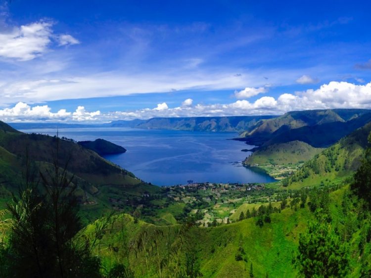 Destinasi Wisata Danau Toba yang Mempesona di Sumatera Utara