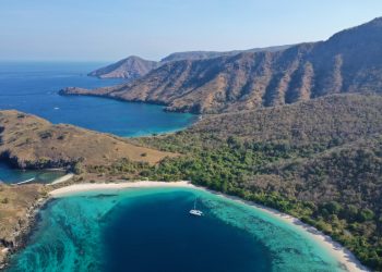 4 Tujuan Wisata Sumbawa dengan Pemandangan Terbaik Wisata Sumbawa Dengan Pemandangan Terbaik