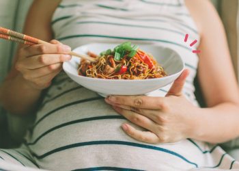 Beragam Cara Unik Menyantap Mie Instan