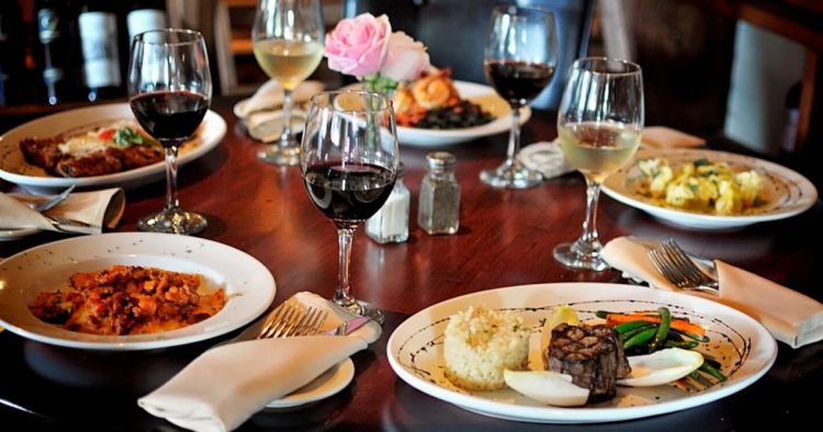 Unik, Begini Cara Penyajian Makanan di Restoran yang Membuat Heran