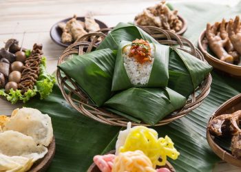 Belum Banyak yang Tahu, Ini Fakta Unik Tentang Nasi Kucing Yogyakarta