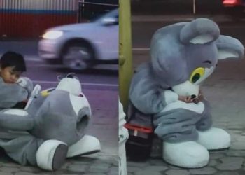 Kisah si Kecil Rehan, Jadi Badut Demi Bisa Sekolah... Rehan