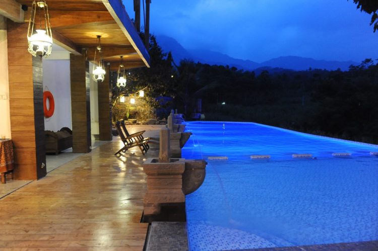 10 Destinasi Wisata di Jombang yang Sangat Hits