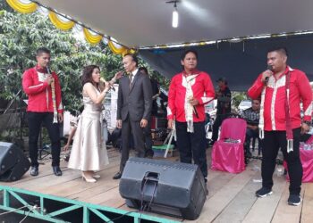 Diteriaki Rampok Oleh Cewek Cantik! Dua Begal ini Kritis 'Dihakimi' Tiang Listrik Diteriaki Rampok Oleh Cewek Cantik! Dua Begal ini Kritis 'Dihakimi' Tiang Listrik