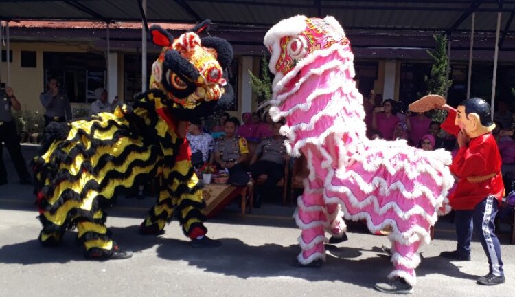 Barongsai Semarakkan Acara Pisah Sambut Kapolres Pematangsiantar