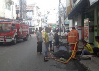 Warga Etnis Tionghoa Pematangsiantar Gelar Gotong-Royong, ini Harapan Walikota... Warga Etnis Tionghoa Pematangsiantar Gelar Gotong-Royong, ini Harapan Walikota...