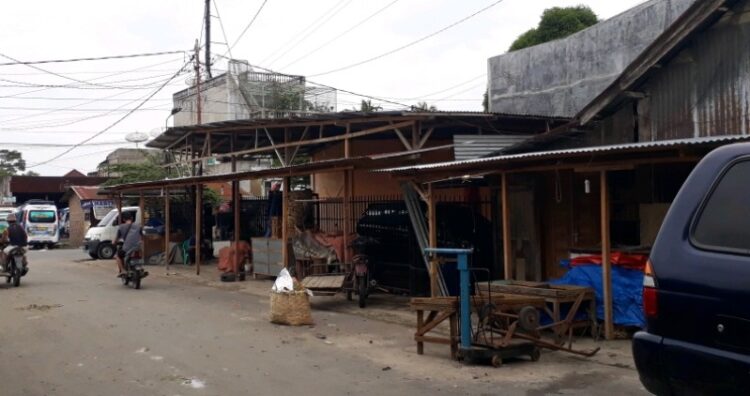 Di Atas Parit, Lapak Jualan di Pasar Pagi ini Disewakan Rp 200 Ribu/Bulan