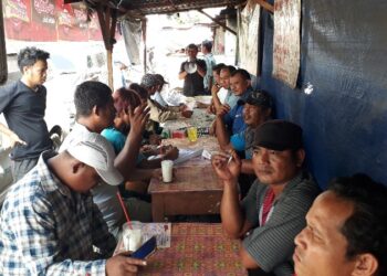 Sosialisasi Relawan Demokrasi, Warga Terminal Kritis Sikapi Dinamika Pemilu Sosialisasi Relawan Demokrasi, Warga Terminal Kritis Sikapi Dinamika Pemilu