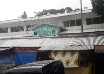 Bangunan Gedung Pasar Rakyat Balairung Rajawali Rp 4,9 M Didirikan Tanpa IMB