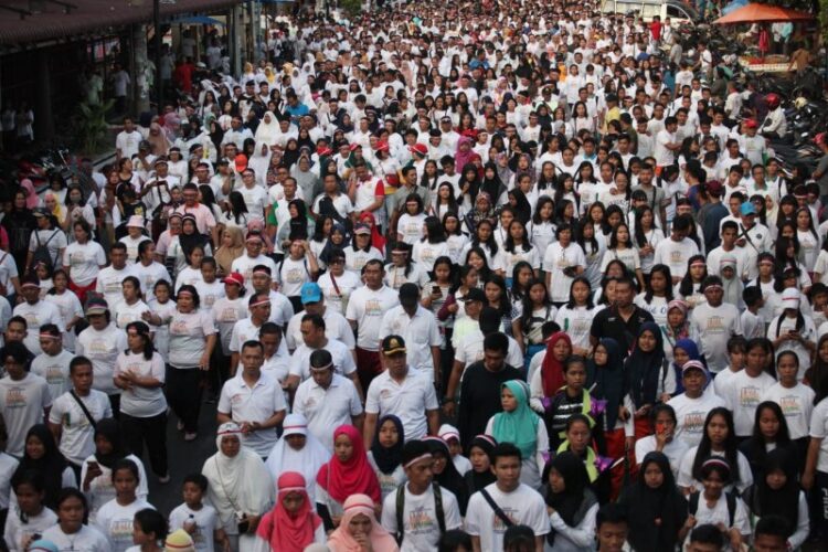 Puncak Millennial Road Safety Festival, Ribuan Warga Siantar Ikut Jalan Santai