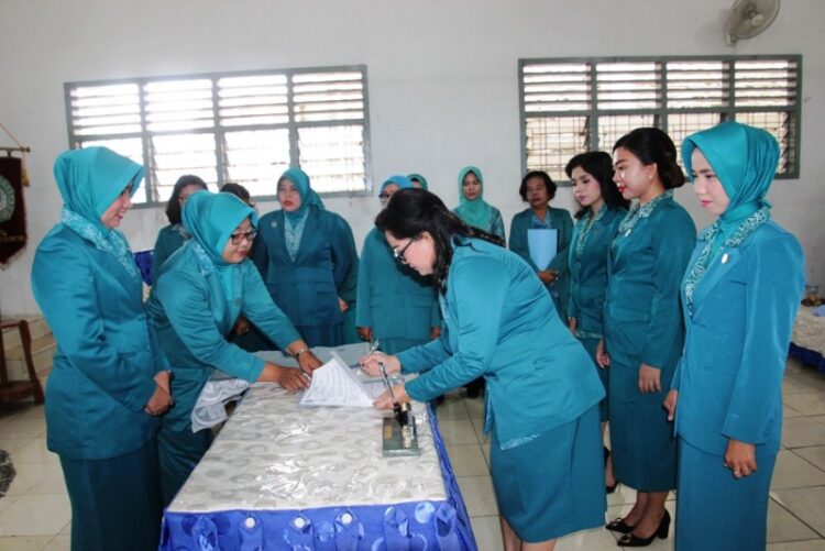 Istri Walikota, Syahputri Hefriansyah, Lantik 4 Ketua PKK di Kecamatan dan 14 di Kelurahan