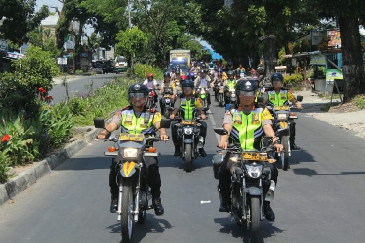 Jelang Putusan MK, Kapolres Pematangsiantar Pimpin Patroli Skala Besar