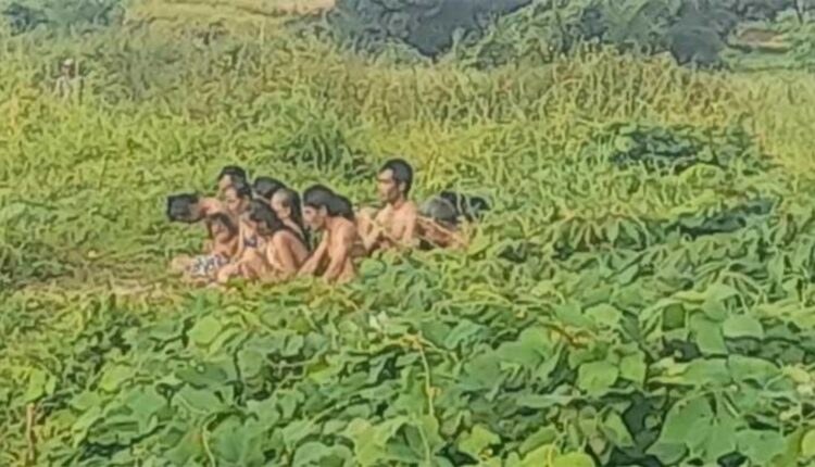Geger! Ritual Mandi Bersama yang Diduga Aliran Sesat Ritual Mandi Bersama