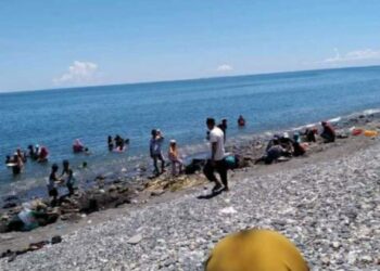 Butiran Emas Bermunculan