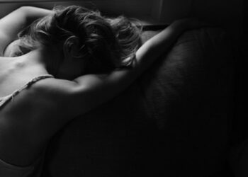 Anak Ternyata Pamannya, Pria Kaget Kakeknya dan Kekasih Selingkuh Anak Ternyata Pamannya, Pria Kaget Kakeknya dan Kekasih Selingkuh