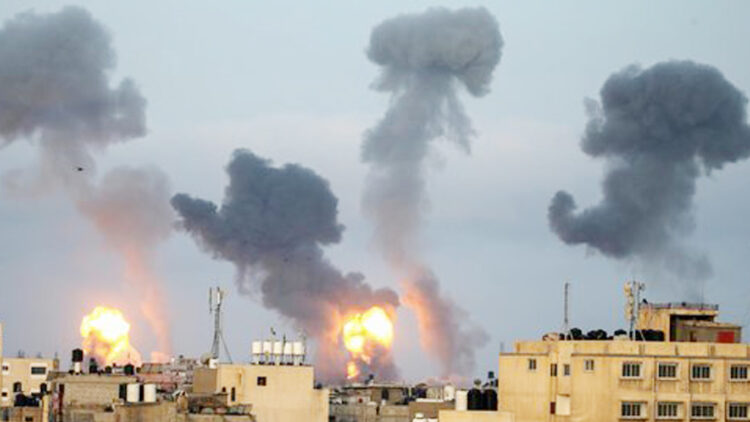 Israel Kembali Gempur Gaza Sebagai Balasan Serangan Balon Api