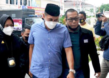 Penampakan Oknum Satpol PP Gowa Pemukul Pasutri Saat Dijemput Polisi