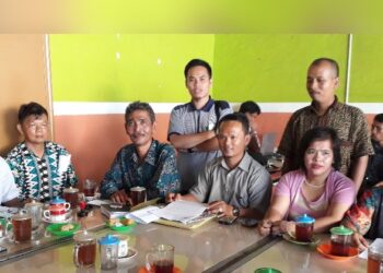 Hilang Kendali Usai Menyalip, Seorang Pelajar Tewas Dilindas Truk yang Disalipnya Hilang Kendali Usai Menyalip, Seorang Pelajar Tewas Dilindas Truk yang Disalipnya
