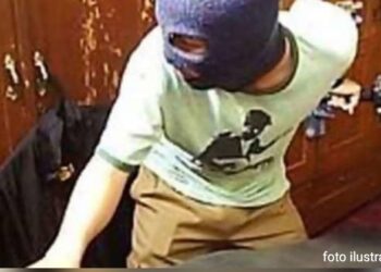 Kepergok Saat Beraksi, S Sitorus Dipermak Massa, Teman Kabur, Sepeda Motornya Tinggal Kepergok Saat Beraksi, S Sitorus Dipermak Massa, Teman Kabur, Sepeda Motornya Tinggal