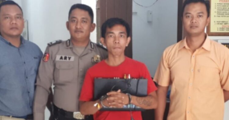 Bongkar Rumah Marga Barus, Pria ini Ditangkap Saat Asyik Makan Ayam Penyek