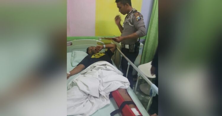 Diduga Tak Jaga Jarak Aman dengan Betor di Depannya, Pengendara Mio ini Terjungkal