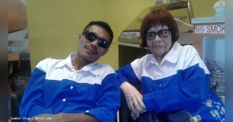 Kisah Cinta Mereka Sempat Viral, Simak Kabar Pasangan Beda Usia 53 Tahun ini... Kisah Cinta Mereka Sempat Viral, Simak Kabar Pasangan Beda Usia 53 Tahun ini...