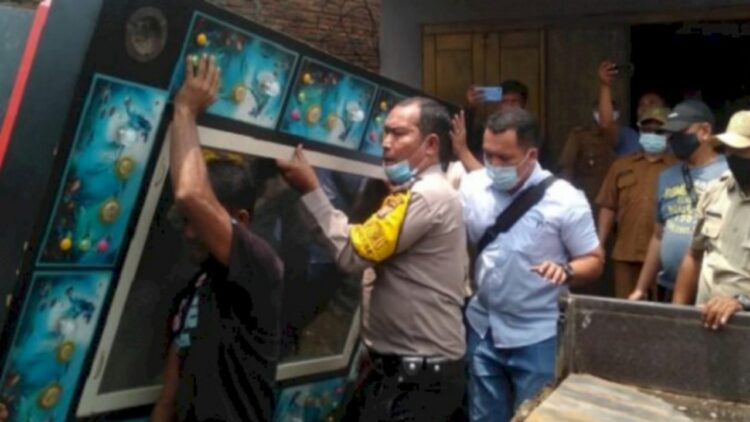 Preman Adang Polisi yang Grebek Tempat Judi di Medan