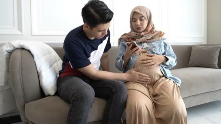 Zaskia Sungkar Melahirkan, Irwansyah Akhirnya Jadi Ayah Setelah Penantian 10 Tahun Zaskia Sunkar Melahirkan, Irwansyah Akhirnya Jadi Ayah Setelah Penantian 10 Tahun