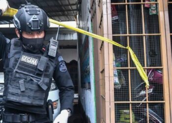 Polisi Temukan Atribut FPI Saat Geledah Terduga Teroris