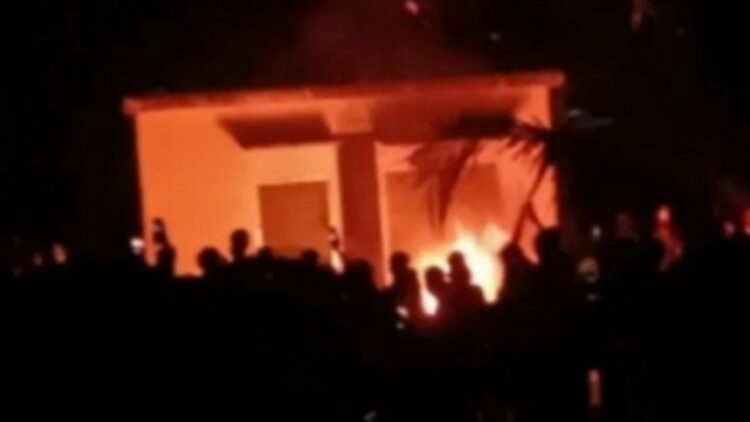 Warga Bakar Polsek di Lampung Selatan Karena Kesal Kasus Begal Tidak Terungkap