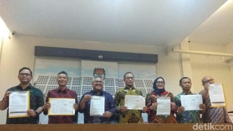 11 Parpol di Daerah Tak Bisa Ikut Pemilu 2019. KPU Siantar : "Parpol di Siantar Ikut Semua"