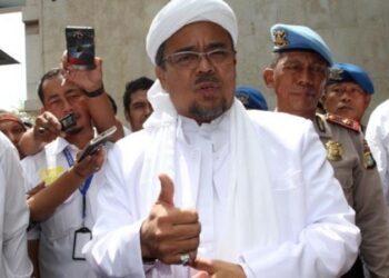 Kasus "Chat" Dihentikan, Rizieq Shihab Dikabarkan Akan Pulang ke Indonesia Kasus "Chat" Dihentikan, Rizieq Shihab Dikabarkan Akan Pulang ke Indonesia