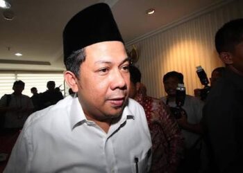Jokowi Siantar Sakit, Lions Club Kota Pematangsiantar Serahkan Bantuan Rp 25 juta Jokowi Siantar Sakit, Lions Club Kota Pematangsiantar Serahkan Bantuan Rp 25 juta