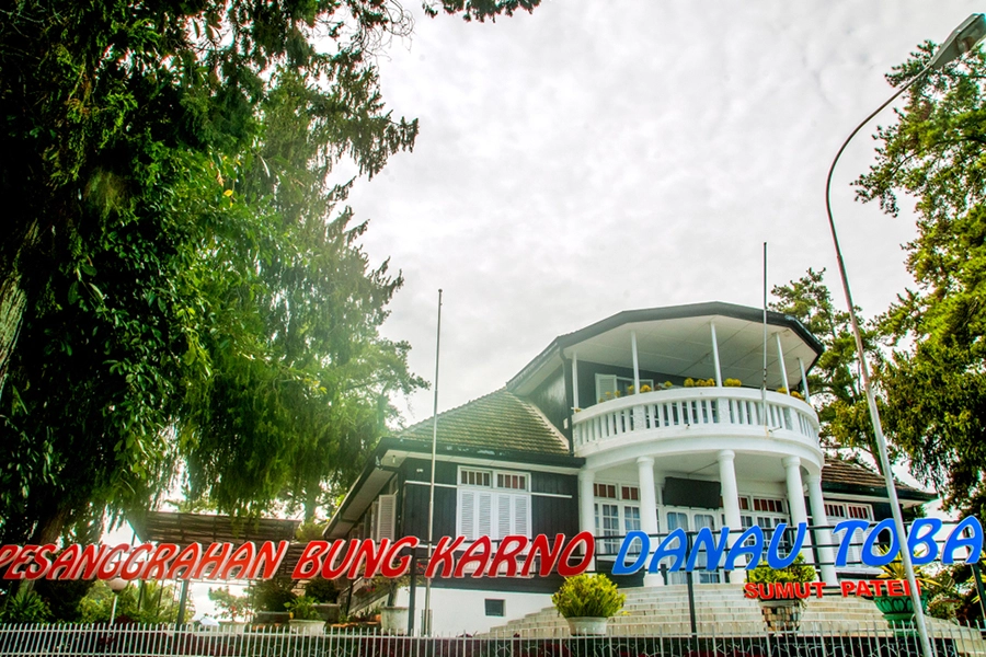 wisata parapat danau toba - Pesanggrahan Parapat