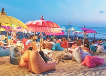 8 Tempat Nongkrong Paling Memukau di Bali - Nyaman dan Instagrammable! Tempat nongkrong paling memukau di Bali