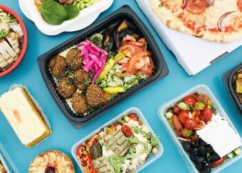 Anda bisa memanfaatkan media sosial untuk mendapatkan rupiah, dimana salah satunya dengan jualan makanan online. Bagi anda yang ingin mencoba